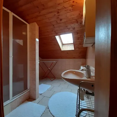 Privat Dolina Quarto em Acomodações Particulares *