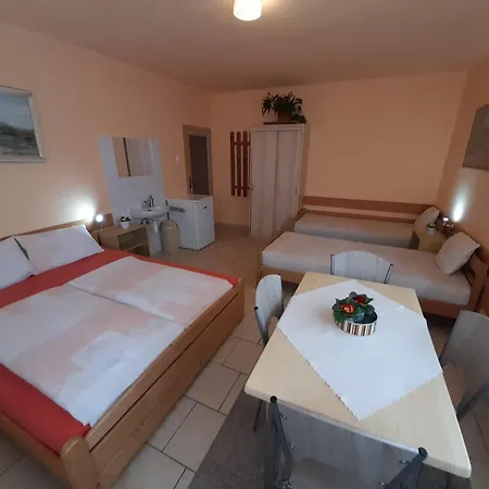 Privat Dolina Quarto em Acomodações Particulares *